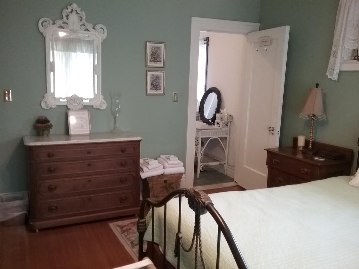 Hanover House Bed And Breakfast Niagara Falls Eksteriør billede