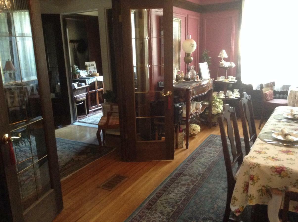 Hanover House Bed And Breakfast Niagara Falls Eksteriør billede