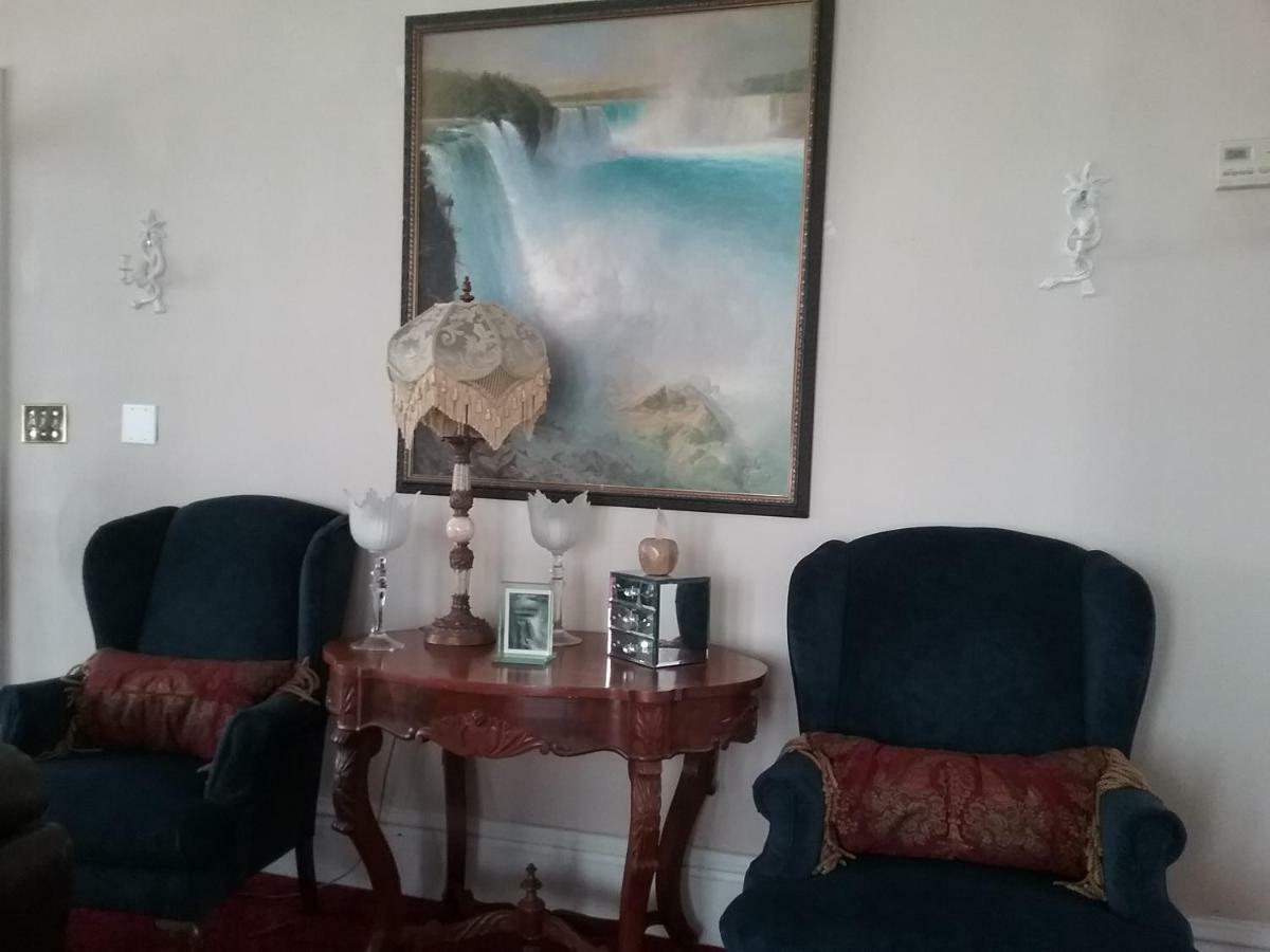Hanover House Bed And Breakfast Niagara Falls Eksteriør billede